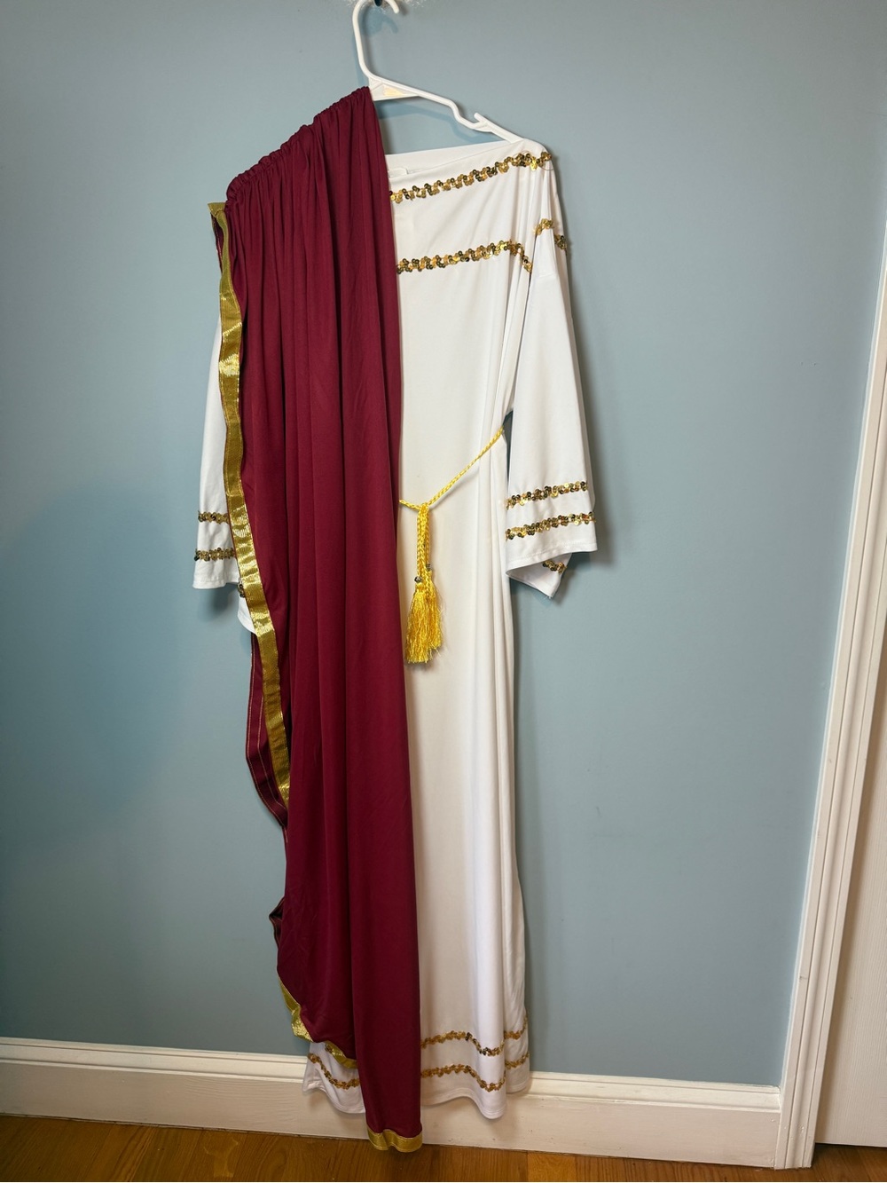 Men’s Roman Costume with accessories